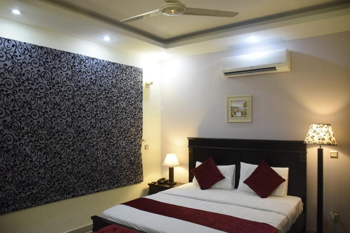 Elite Residence Islamabad Exterior photo